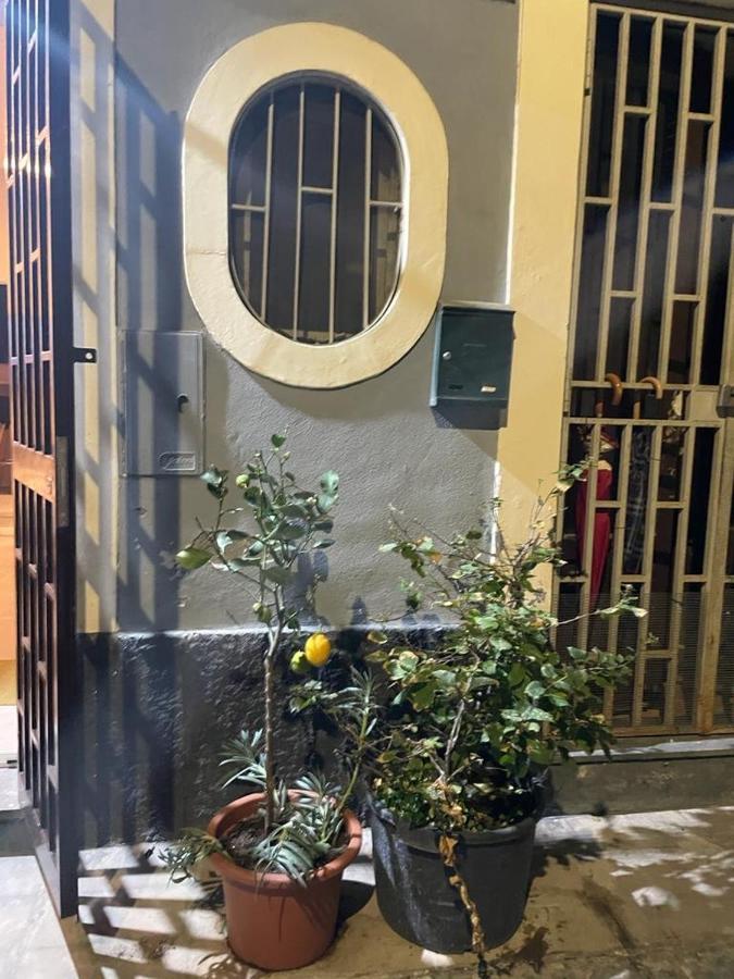 Appartamento Conny'S House Catania Esterno foto